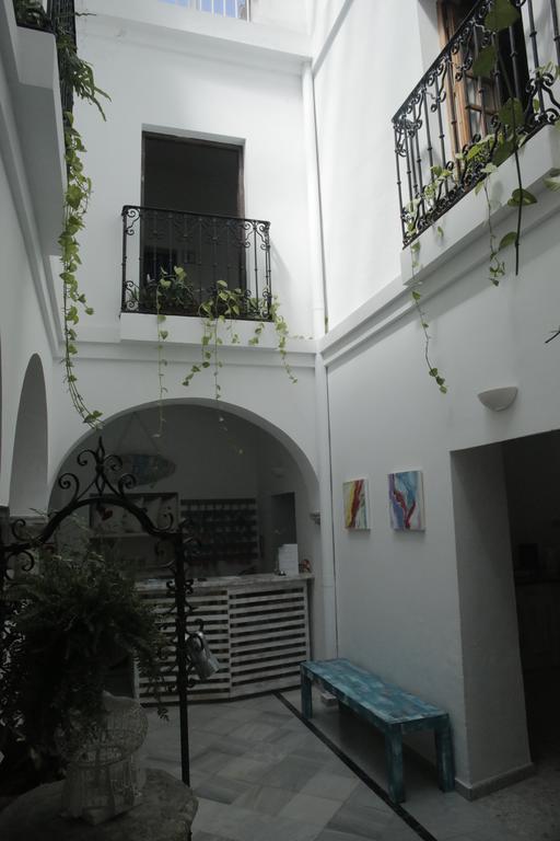 Hostel Wake Up In & Restaurant Lounge